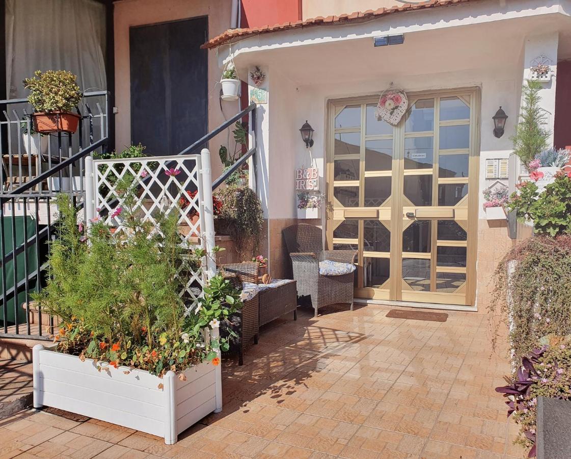 Iris Appartamenti Santa Maria La Carita Exterior foto